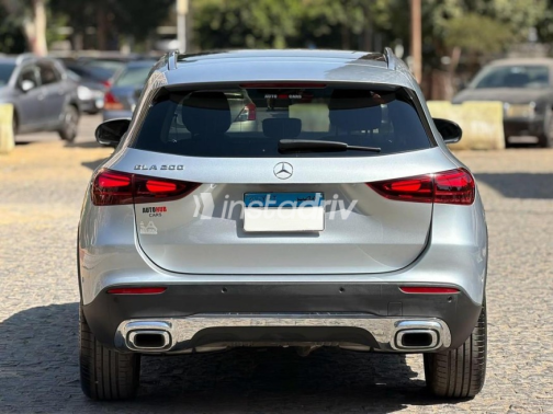 Mercedes GLA 200 2026 Silver Automatic Used for Sale in Heliopolis - 4