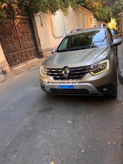 رينو داستر 2019 ذهبي أوتوماتيك مستعملة للبيع في القاهرة الكبرى ( القاهرة - الجيزة) - 4