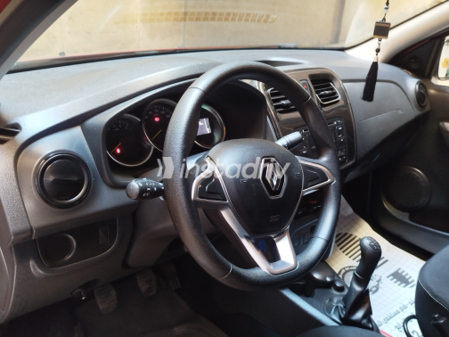 Renault Logan 2018 Red Manual Used for Sale in Greater Cairo ( Cairo + Giza) - 2