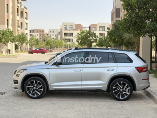 Skoda Kodiaq 2021 Silver Automatic Used for Sale in Cairo - 7