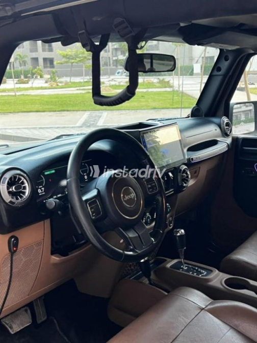 Jeep Wrangler 2012 Black Automatic Used for Sale in Cairo - 4