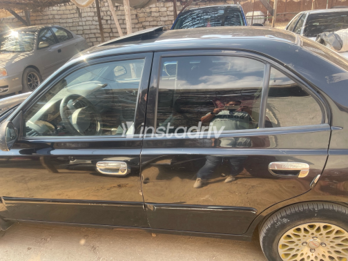 Hyundai Verna 2017 Black Manual Used for Sale in Greater Cairo ( Cairo + Giza) - 2
