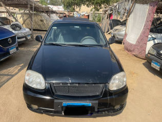 Hyundai Verna 2017 Black Manual Used for Sale in Greater Cairo ( Cairo + Giza)