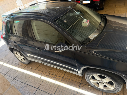 Volkswagen Tiguan 2014 Blue Automatic Used for Sale in Greater Cairo ( Cairo + Giza) - 2