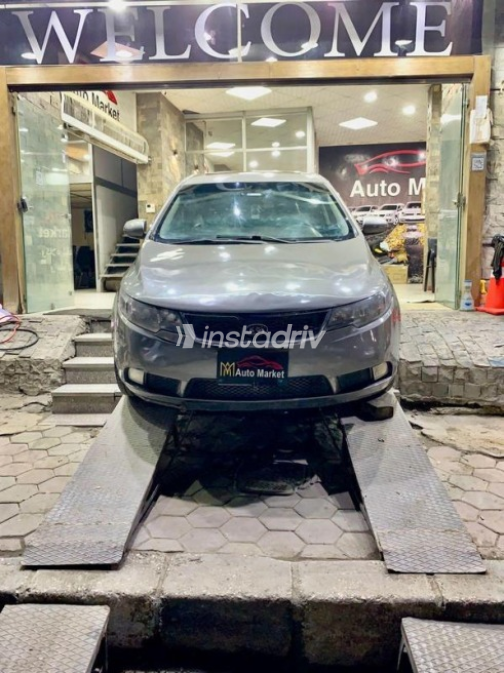 Kia Cerato 2010 Gray Automatic Used for Sale in Nasr city - 1