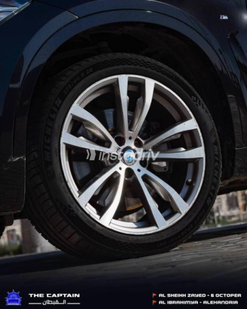 BMW X6 2019 Black Automatic Used for Sale in Sheikh Zayed City - 4