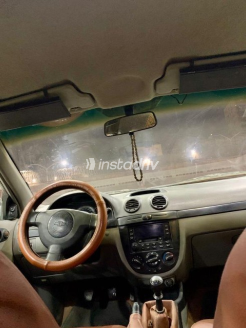 Chevrolet Optra 2006 Gray Manual Used for Sale in El Haram - 7