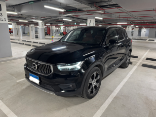فولفو XC 40 2020 أسود أوتوماتيك مستعملة للبيع في القاهرة الكبرى ( القاهرة - الجيزة)