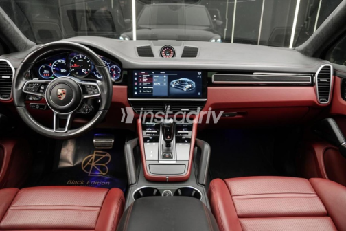 Porsche Cayenne 2022 Black Automatic Used for Sale in Greater Cairo ( Cairo + Giza) - 4
