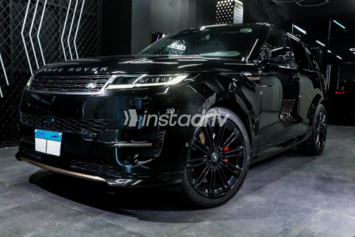 Land Rover Range Rover Sport 2023 Black Automatic Used for Sale in Madinaty - 3