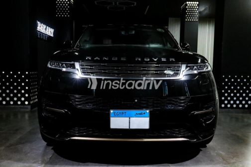 Land Rover Range Rover Sport 2023 Black Automatic Used for Sale in Madinaty - 5