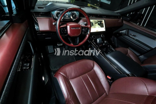 Land Rover Range Rover Sport 2023 Black Automatic Used for Sale in Madinaty - 8