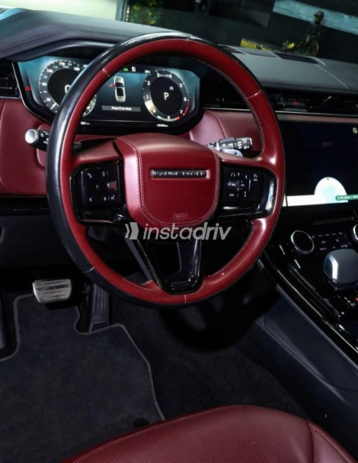Land Rover Range Rover Sport 2023 Black Automatic Used for Sale in Madinaty - 9