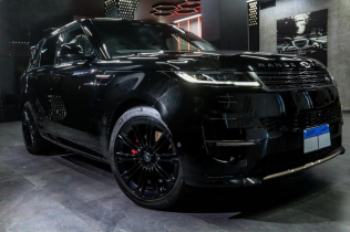 Land Rover Range Rover Sport 2023 Black Automatic Used for Sale in Madinaty