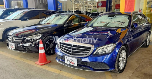 مرسيدس C 200 2019 أزرق غامق أوتوماتيك مستعملة للبيع في مدينة نصر - 1