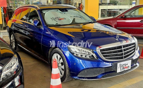 مرسيدس C 200 2019 أزرق غامق أوتوماتيك مستعملة للبيع في مدينة نصر - 3