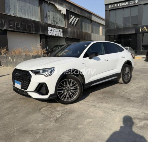 Audi Q3 2024 White Automatic Used for Sale in Cairo - 2