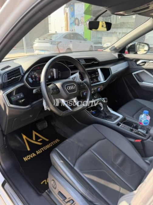 Audi Q3 2024 White Automatic Used for Sale in Cairo - 5