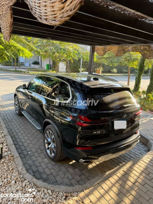 بي ام دبليو X5 2024 أسود أوتوماتيك مستعملة للبيع في القاهرة الكبرى ( القاهرة - الجيزة) - 5