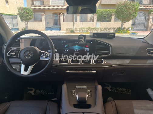 Mercedes GLE 450 2023 White Automatic Used for Sale in Greater Cairo ( Cairo + Giza) - 6