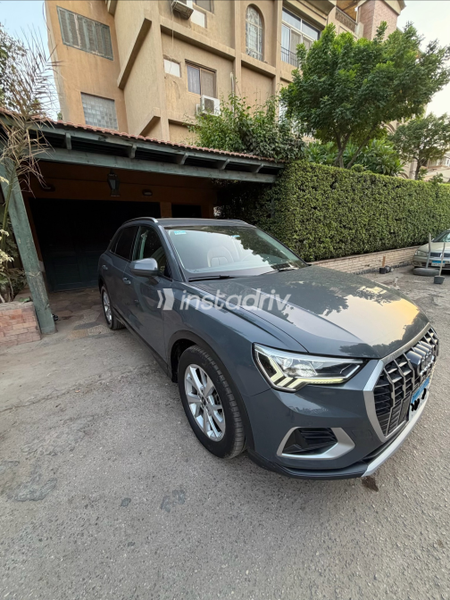 اودي Q3 2021 رمادي أوتوماتيك مستعملة للبيع في القاهرة الكبرى ( القاهرة - الجيزة) - 1