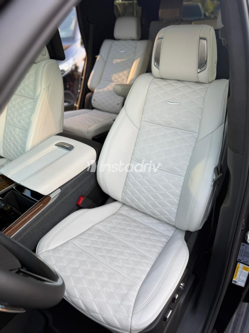 Cadillac Escalade 2026 Black Automatic Used for Sale in Greater Cairo ( Cairo + Giza) - 3
