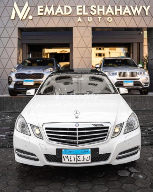 مرسيدس E 250 2011 أبيض أوتوماتيك مستعملة للبيع في دمياط - 2
