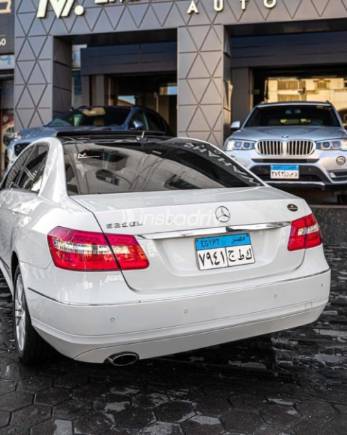 مرسيدس E 250 2011 أبيض أوتوماتيك مستعملة للبيع في دمياط - 7