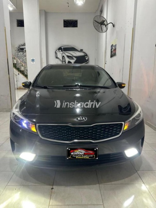 Kia K3 2018 Black Automatic Used for Sale in Greater Cairo ( Cairo + Giza) - 3