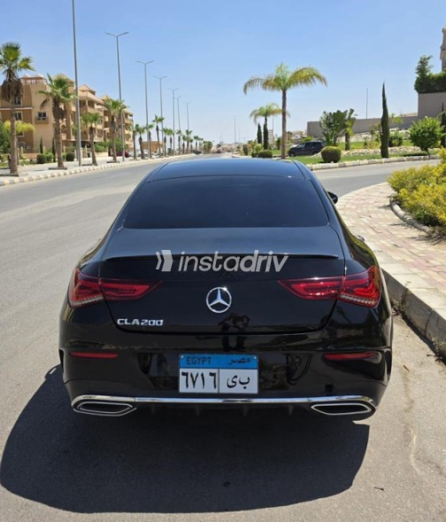 مرسيدس CLA Class 2020 أسود أوتوماتيك مستعملة للبيع في مدينة الشيخ زايد - 6
