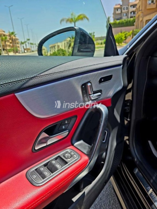 مرسيدس CLA Class 2020 أسود أوتوماتيك مستعملة للبيع في مدينة الشيخ زايد - 10