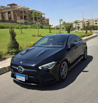 مرسيدس CLA Class 2020 أسود أوتوماتيك مستعملة للبيع في مدينة الشيخ زايد