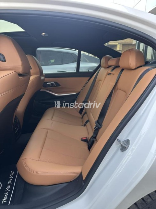 بي ام دبليو 320 2026 أبيض أوتوماتيك مستعملة للبيع في شيراتون - 10
