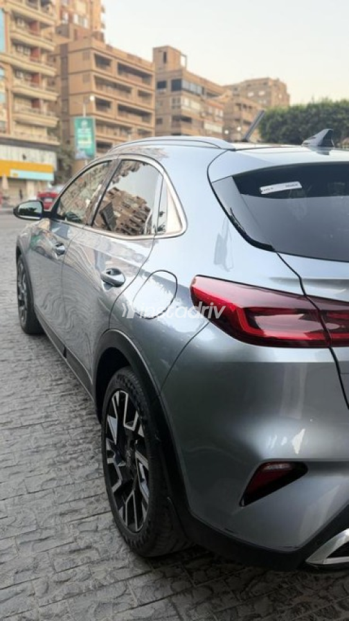 Kia Xceed 2024 Silver Automatic Used for Sale in Nasr city - 5