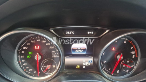 Mercedes GLA 200 2020 Red Automatic Used for Sale in Suez  - 2