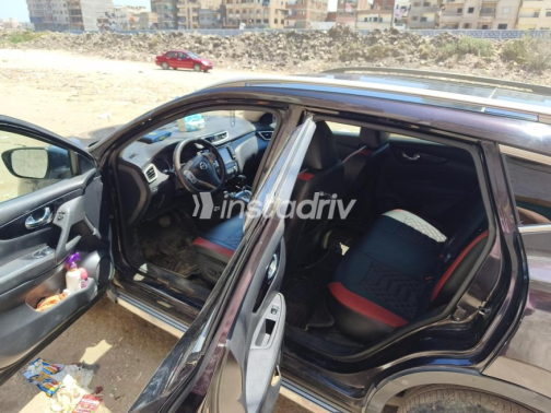 Nissan Qashqai 2017 White Automatic Used for Sale in Kafr el-Dawwar - 1
