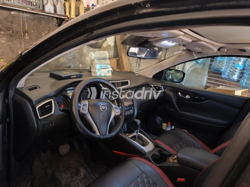 Nissan Qashqai 2017 White Automatic Used for Sale in Kafr el-Dawwar - 9