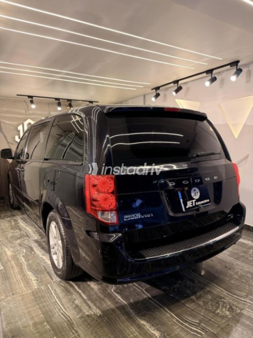 Dodge Caravan 2013 Dark Blue Automatic Used for Sale in Nasr city - 6