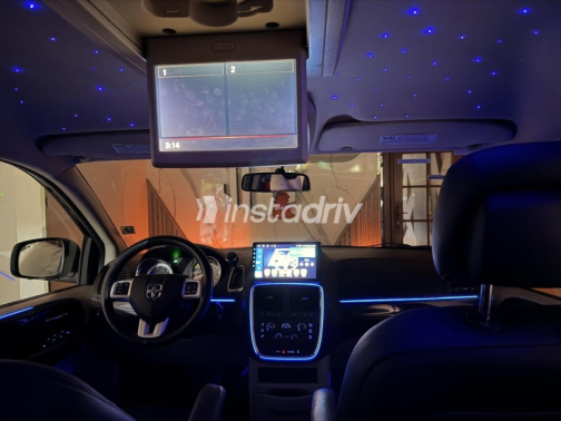 Dodge Caravan 2013 Dark Blue Automatic Used for Sale in Nasr city - 8