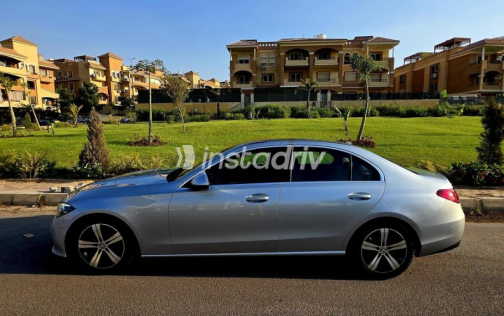 Mercedes C 200 2022 Silver Automatic Used for Sale in Sheikh Zayed City - 9