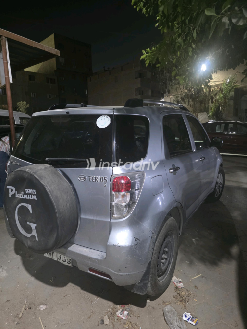 Daihatsu Terios 2016 Silver Automatic Used for Sale in Greater Cairo ( Cairo + Giza) - 2