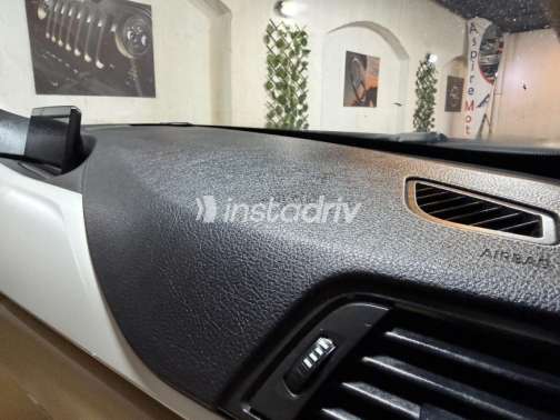 BMW 318 2017 Black Automatic Used for Sale in Cairo - 7