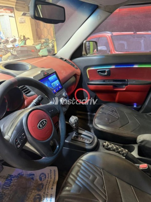 Kia Soul 2010 Silver Automatic Used for Sale in El Mahalla - 5
