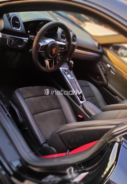 Porsche Cayman 2021 Black Automatic Used for Sale in Cairo - 3