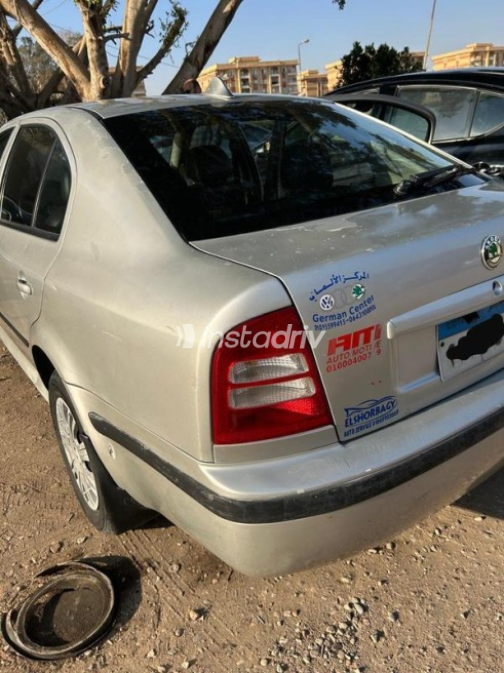 Skoda Octavia A4 2003 Silver Automatic Used for Sale in Cairo - 6