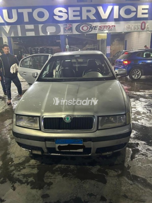 Skoda Octavia A4 2003 Silver Automatic Used for Sale in Cairo - 8