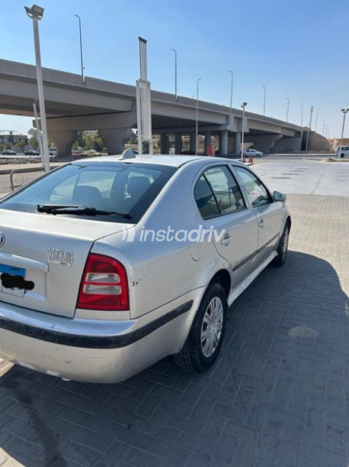 Skoda Octavia A4 2003 Silver Automatic Used for Sale in Cairo - 10