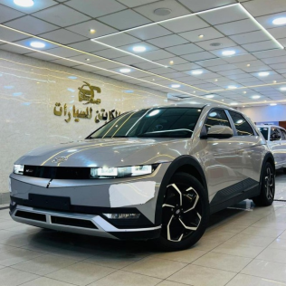 Hyundai Ioniq 2025 Silver Automatic Used for Sale in Cairo