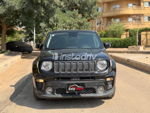 جيب رينيجيد 2021 أسود أوتوماتيك مستعملة للبيع في مدينة نصر - 1