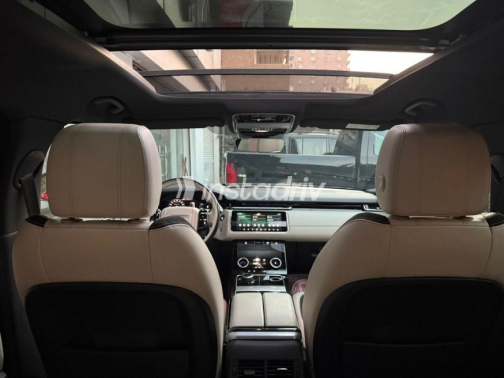 Land Rover Velar 2020 Gray Automatic Used for Sale in Nasr city - 4